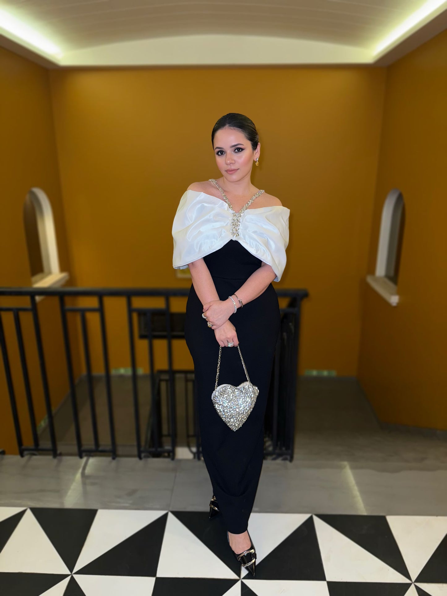 Dazzling Diva Bow Dress (Black & White)
