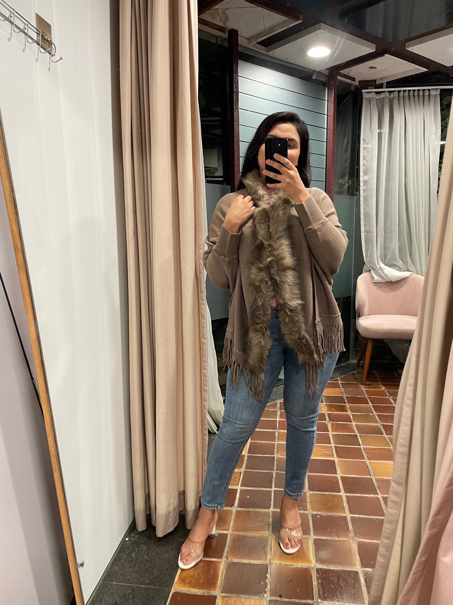 Luxury Fur Sleeve Capes❄️