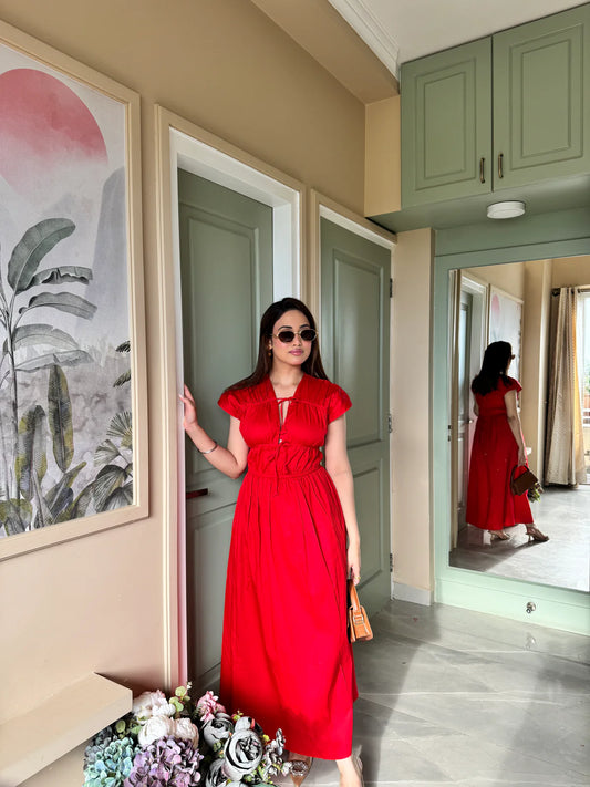 Ravishing in Red💫